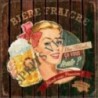 Plaque métal 19x19 19 x 19 cm une publicité de pin-up pour une bière