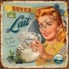 Plaque métal 19x19 19 x 19 cm réclame avec pin-up qui encourage à boire du lait